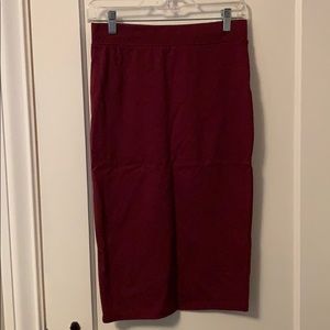 Maroon midi pencil skirt